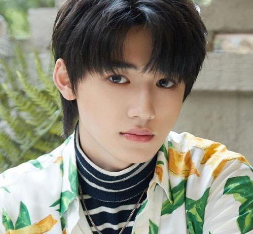 宋亚轩刘耀文最新爆料,揭秘幕后故事与成长历程